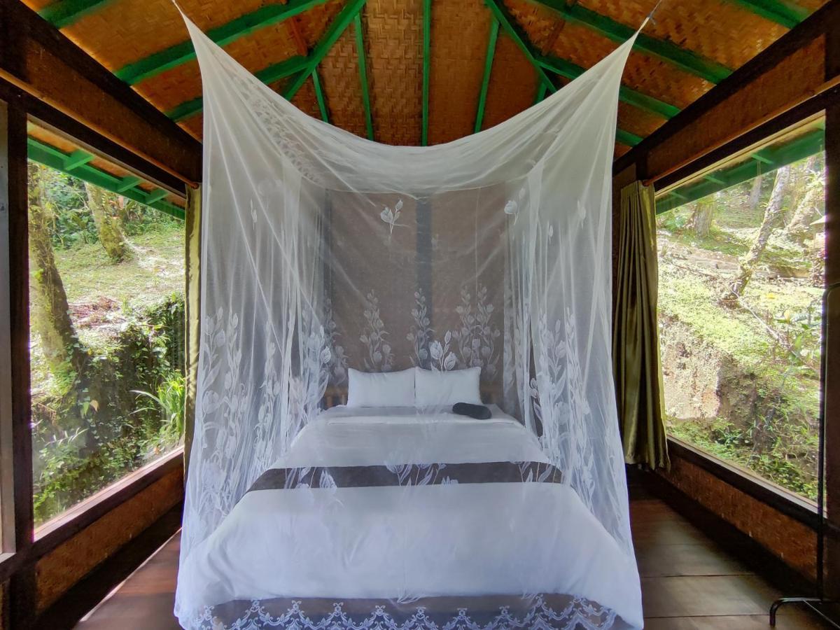 Tomohon Rimba Eco Resort מראה חיצוני תמונה